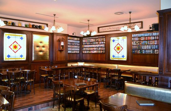 Sailing Club Restaurant